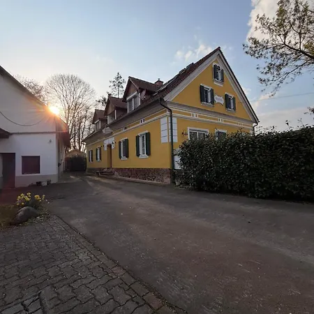 Charmante Zum Wohlfuehlen 公寓 *